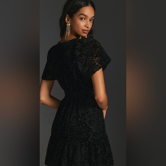 Anthropologie - The Somerset Dress - absolutely gorgeous print! Medium - Picture 3 of 6